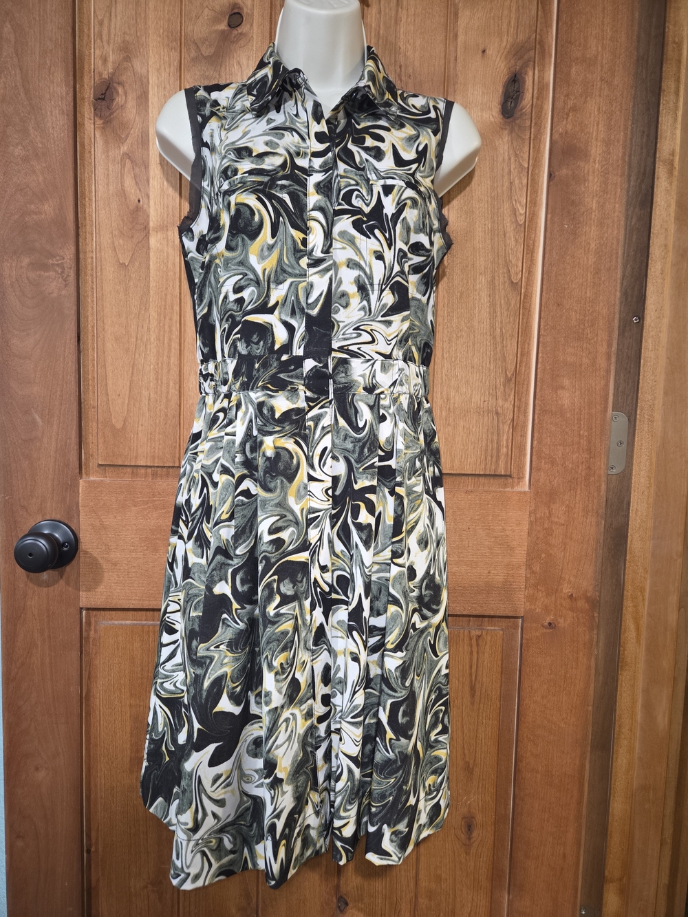 Simply Vera Wang Sleeveless Midi Dress - Black, White & Green & Yellow‎ Swirl